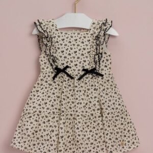 Vestido Infantil com Estampa Floral e Detalhes em Preto