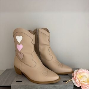 Bota Country com Detalhes Bordados