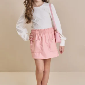 Conjunto de Blusa em Cotton e Short Saia em Couro Eco