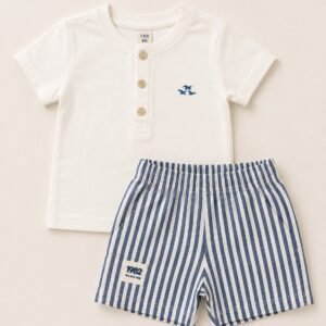 Conjunto Infantil Blusa Off White + Short Listrado